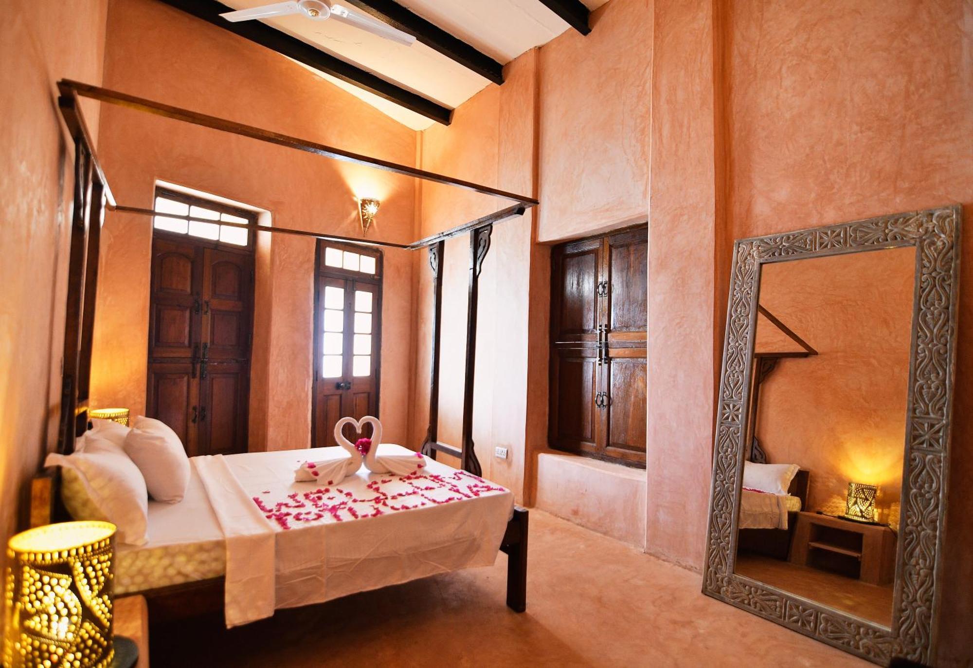 Albergue Tulia Old Town Mombasa Exterior foto