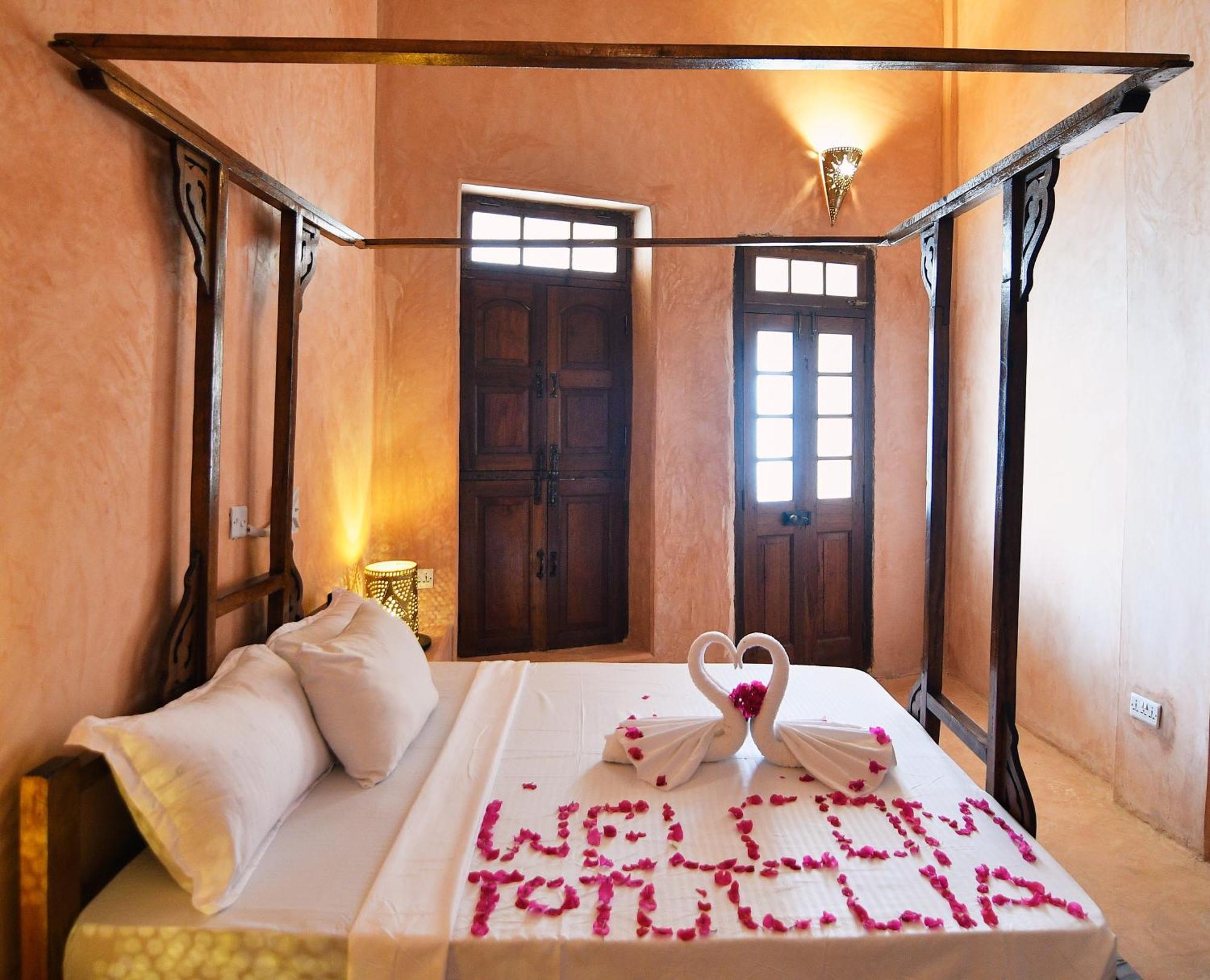 Albergue Tulia Old Town Mombasa Exterior foto